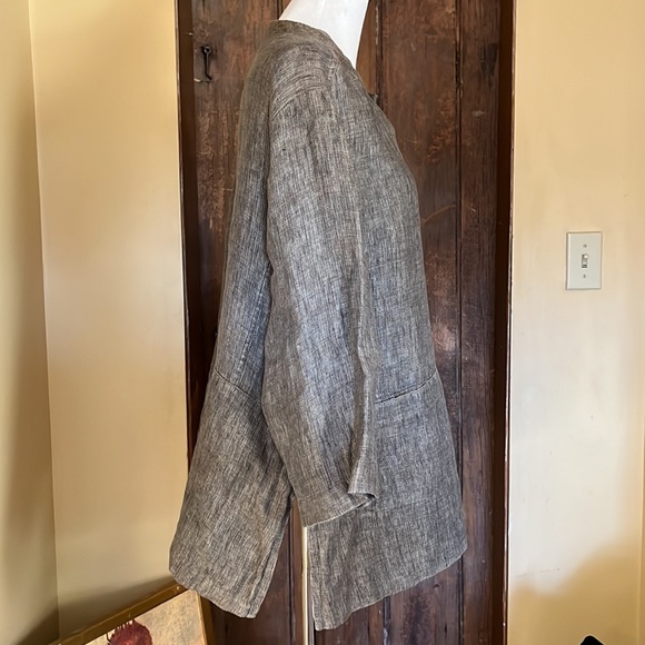 EILEEN FISHER Size 3X 100% Linen Textured Fabric 4-looped Button close $398 NEW - Picture 5 of 16